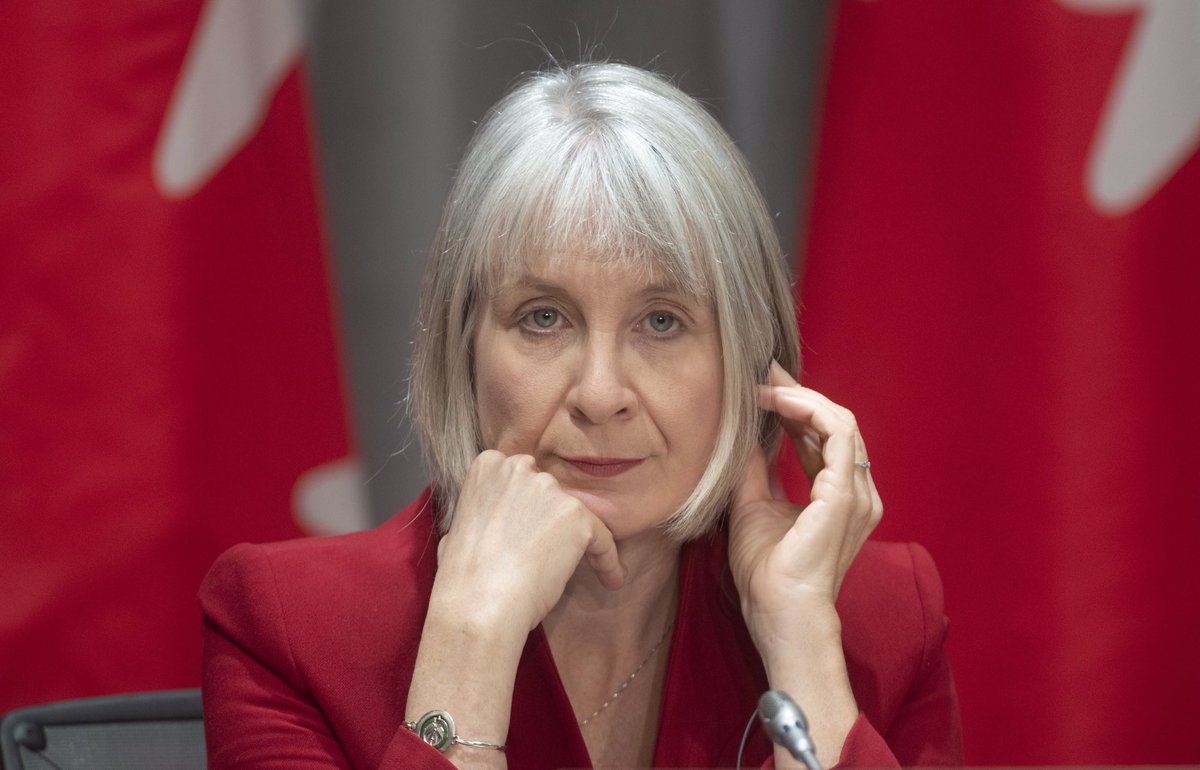 Bird5Ca's tweet photo. Min of Health-ex graphics artist.
Min of Procurement-ex law professor.
PM-ex part time teacher
What could go wrong.
#TrudeauVaccineFail https://t.co/rol6M8hIj9