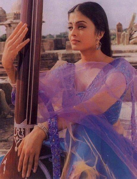 - beauty in her eyes 