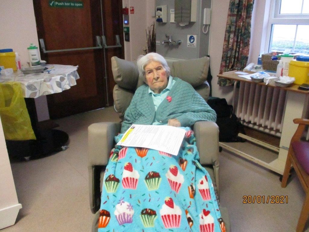 CorkKerryCH's tweet photo. Meet Nora Finn, a 105 year old resident of Youghal Community Hospital who received her Pfizer BioNtech vaccination recently. Nora a local of Youghal is residing in the hospital since September 2020. Nora also worked in the Hospital as a former multi task attendant #ckch #holdfirm https://t.co/4N1vXabKfS