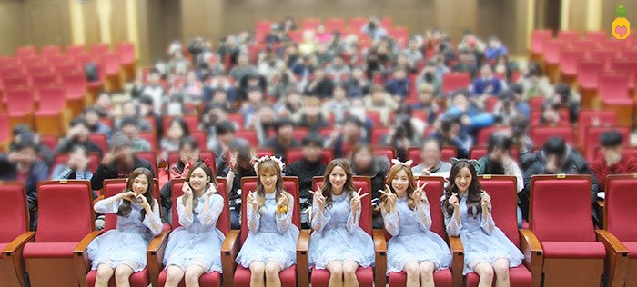 timeto_cherry's tweet photo. 170126 에플캐스트

#에이프릴 #레이첼 https://t.co/QkdGGX2I3A