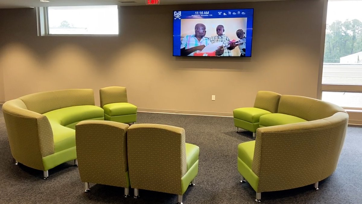 CSU_Admissions's tweet photo. Did you know CSU opened up a new student lounge? Do you like burgers, wings and milkshakes? Well, you're in luck because the BucStop has all of these things! Opened this semester from 8pm-2am, your late night snack/social needs are completely covered!
#iamcsu #csubucs https://t.co/ubbxEgALdK