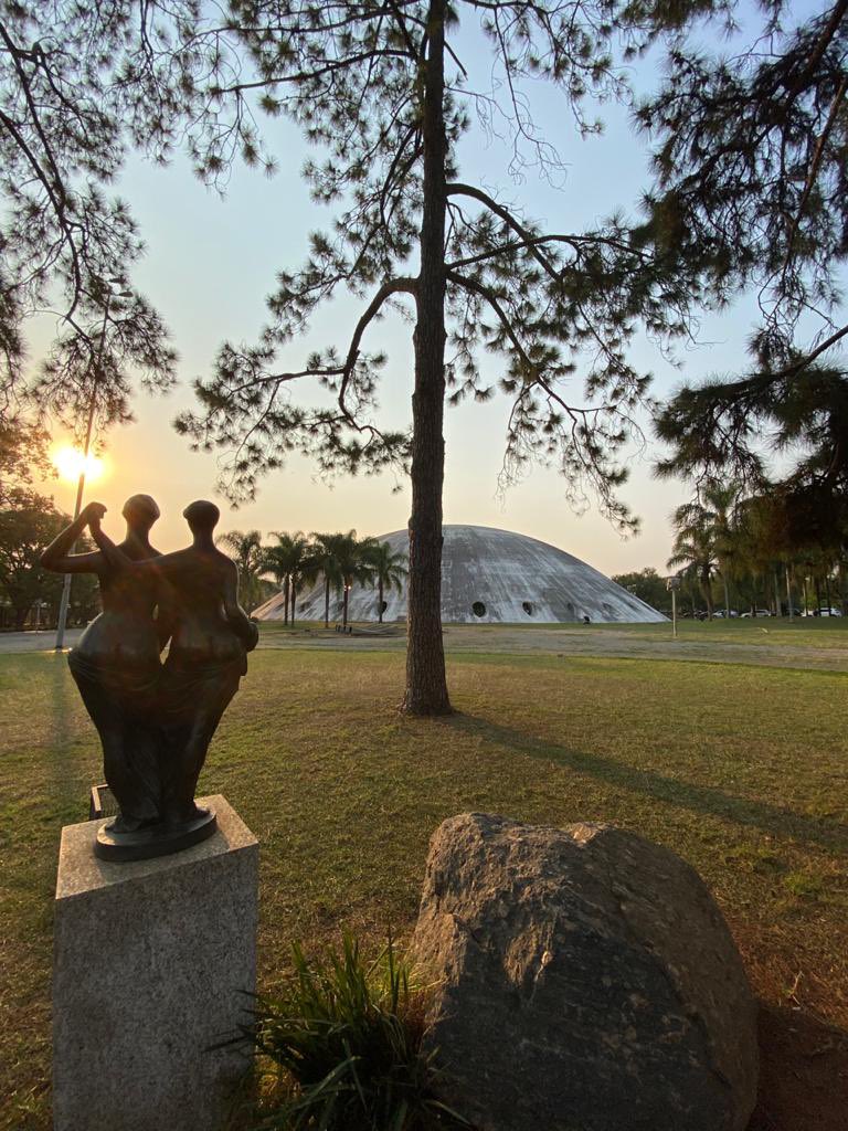 QuebecBrasil's tweet photo. Parabéns, São Paulo! Hoje, a cidade completa 467 anos! Desde 2008, o Escritório do Québec mantém vínculos privilegiados com essa metrópole econômica cosmopolita, rica em história e cultura!
#SP467Anos #QCSP
Fotos: Jason Naud e Sarah Sanchez https://t.co/LF4OAz9EW6