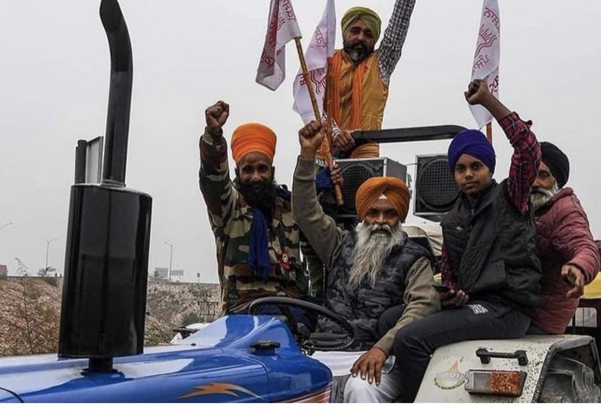 aman_bassii's tweet image. This is HISTORIC. 🌾
A day to remind that constitution is still ALIVE 🙏🏻
#ISupportFarmerProtests #tractorParade 
#Historic