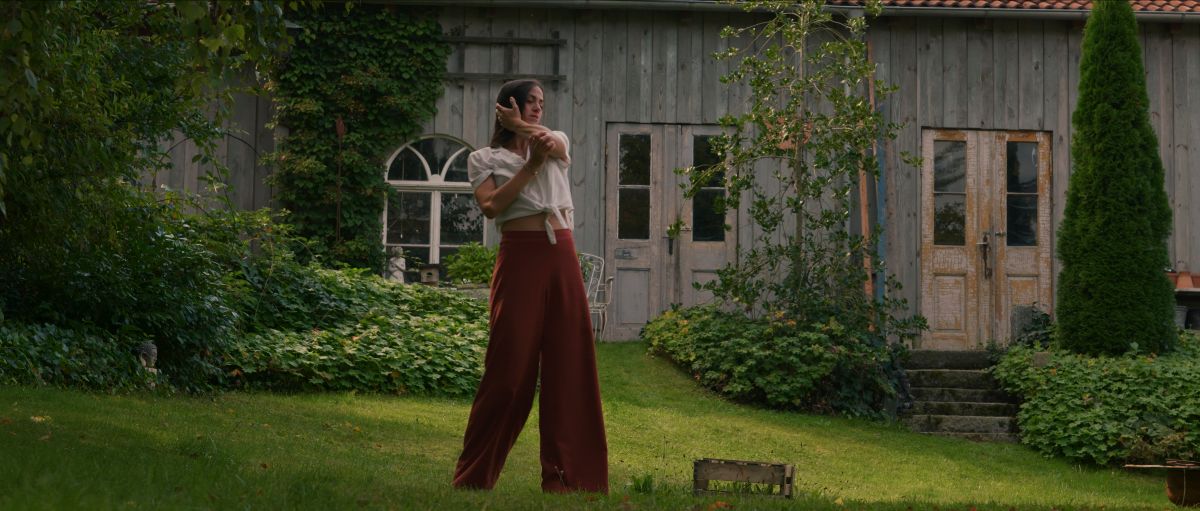 We can't quite believe it, but this is the last week to catch the Experience Dance Program! Read on to learn more about these no experience necessary, FREE dance classes and register to join us - see you in the virtual dance studio!- mailchi.mp/0383888fcec0/l…