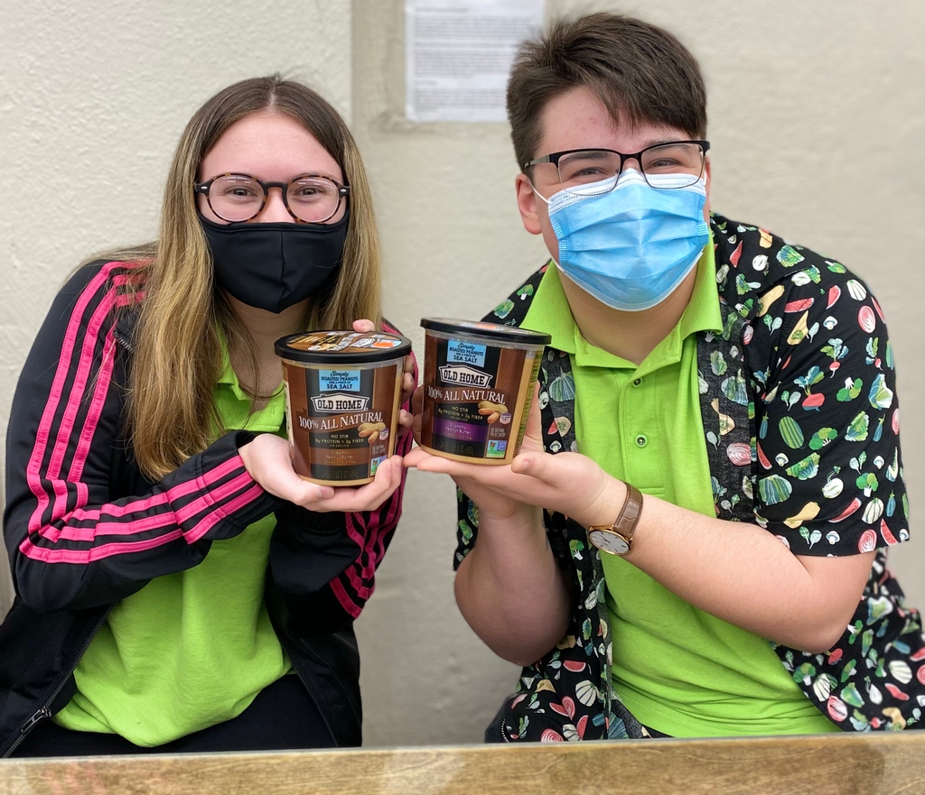 StarkFreshOH's tweet photo. Yesterday was National Peanut Butter Day and our StarkFresh store associates Mya and Miles have been good peanuts!!!
We are open Monday-Friday 9am-7pm. You can also follow our StarkFresh page for more updates!
#StarkFresh #nationalpeanutbutterday #grocerystore #nonprofit https://t.co/Gp3WER6Dz9