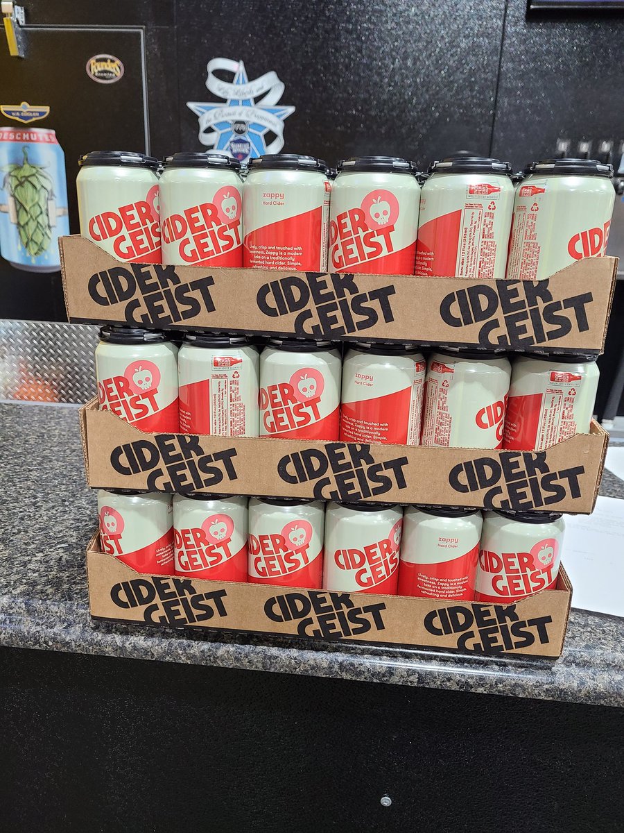 RhinegeistAli's tweet image. How about a little good news on a dreary Monday? @rhinegeist #zappy cans are in the Burgh baby! Go say hi to my friends @JRsBeer and get yourself some cider! #cidergeist #CANyoudigit #cincymade #youreincidertown