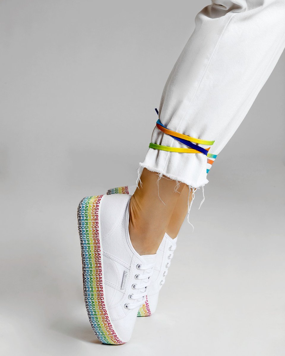 StreetmachineT's tweet image. Nuevos modelos llenos de actitud y color✨ 

La colección @Superga_Chile 2021 está tremenda. Revisa esto y mucho más en streetmachine.cl 👈

#TiendaStreetmachine