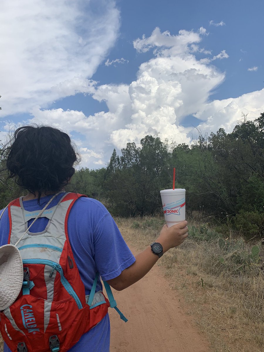 Sometimes you have to match your outfit to your Sonic cup! 

#amarillo #paloduro #sonic