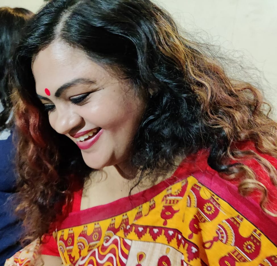 tulibanerjee_'s tweet image. जो अंदर हो वही बाहर प्रकट करो, जो बाहर कहते हो वही भीतर रखो। जिसके भीतर-बाहर एक ही बात है वही निष्कपट व्यक्ति धन्य है। – अथर्व वेद #hindiquote #atharvaved #Hindi