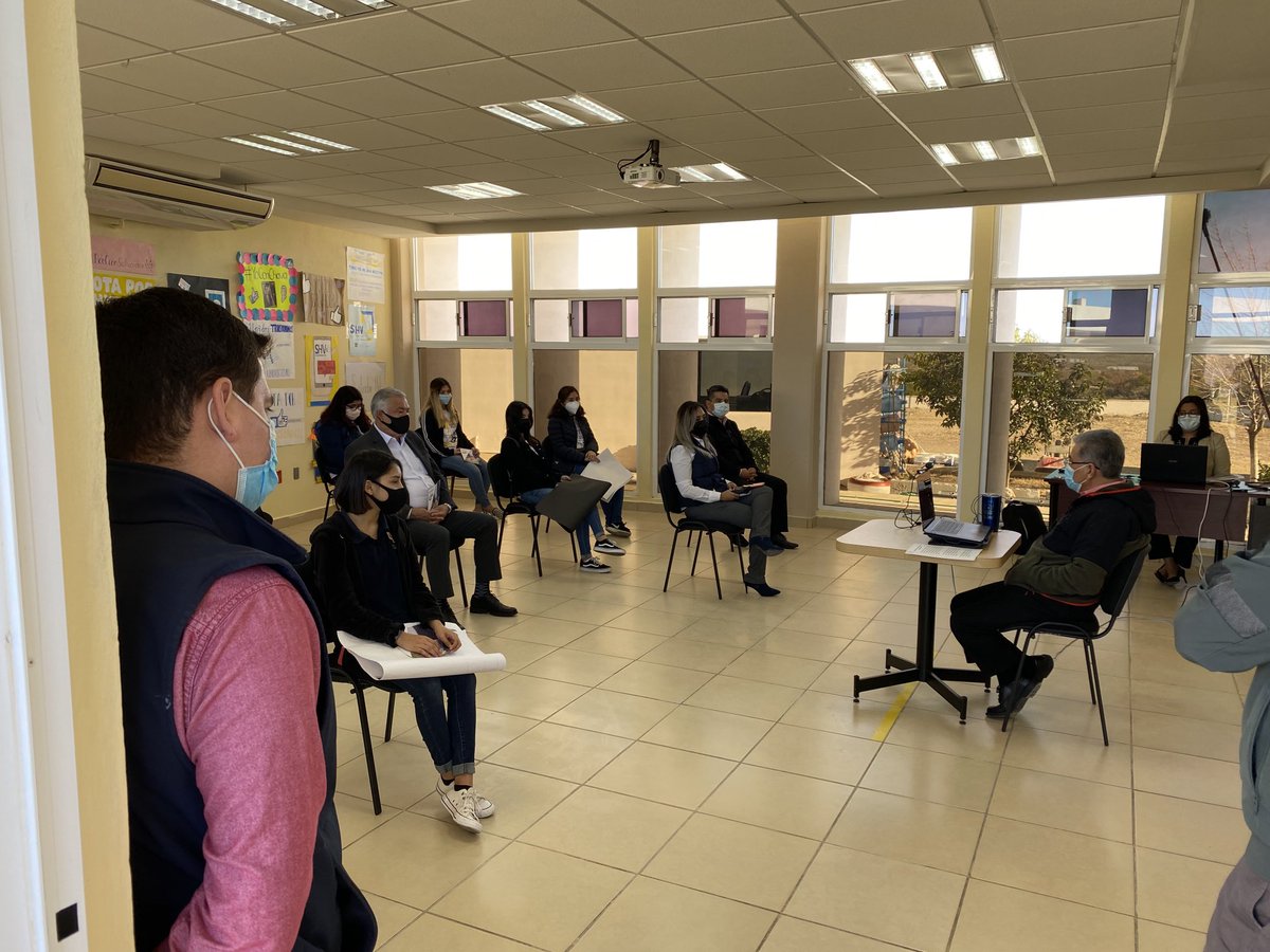 drluisgutierrez's tweet photo. Desde la Preparatoria “Antonio Gutiérrez Garza” hoy arrancamos las reuniones de campaña con la comunidad Universitaria de la Unidad Norte! Vamos con todo @SalvadorHV #UnidostransformamoslaUniversidad #YoConChava https://t.co/LeJLPbC2Wl