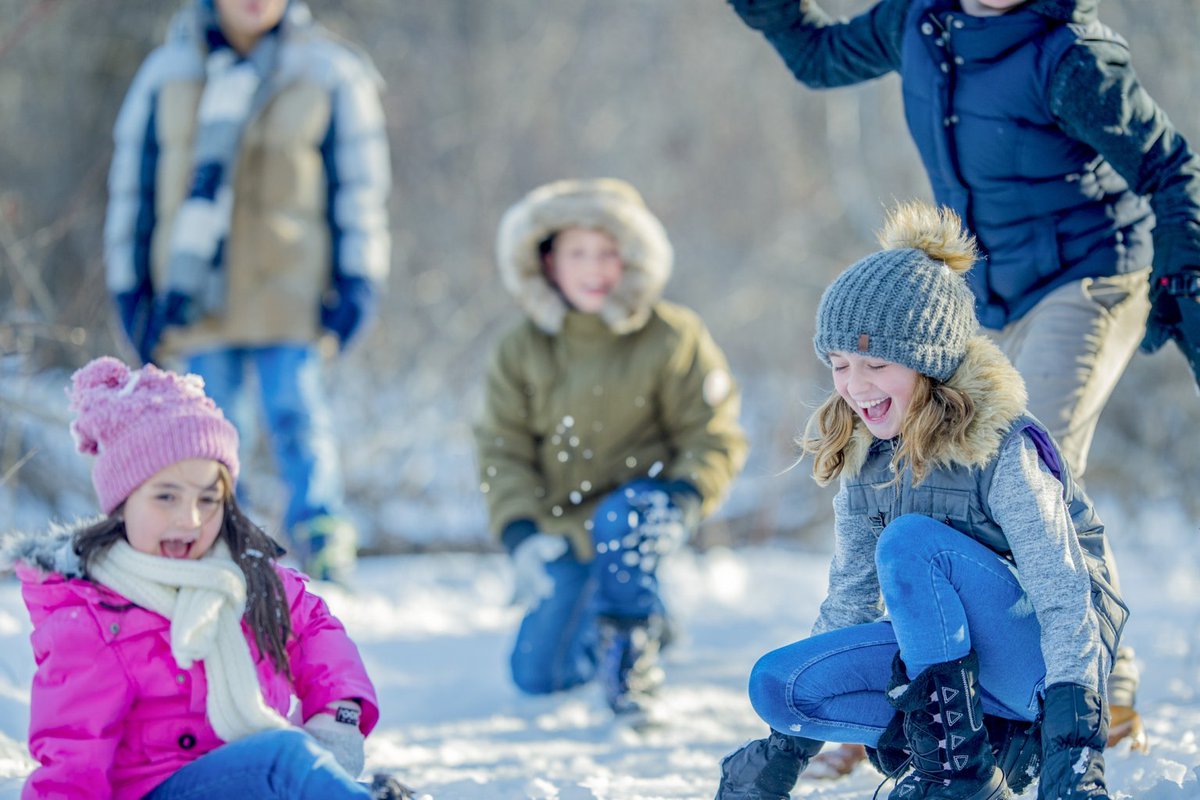 During the pandemic, what can #PETeachers offer our students beyond #FreePlay on the playground? Check out these tips, ideas, and resources, here: bit.ly/39XN33X