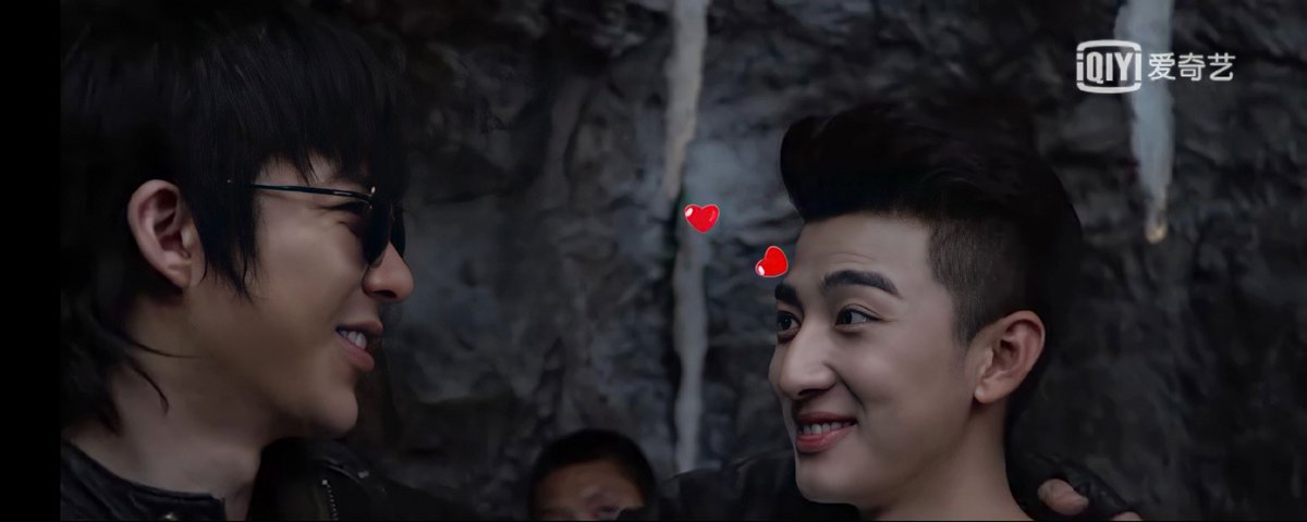 sansamour20's tweet photo. The way we don't even have to add the hearts because the show already added them for us - YUHAN SENDING HEARTS TO YUNING BECAUSE HE'S TOO GIGGLY AND SHY TO ACT ON IT HIMSELF #ultimatenote #tlt3 #็ปๆ็ฌ่ฎฐ #liuyuhan #ๅๆฑๆ #ๅๅฎๅฎ #liuyuning #heihua https://t.co/3BS3gPM7gL