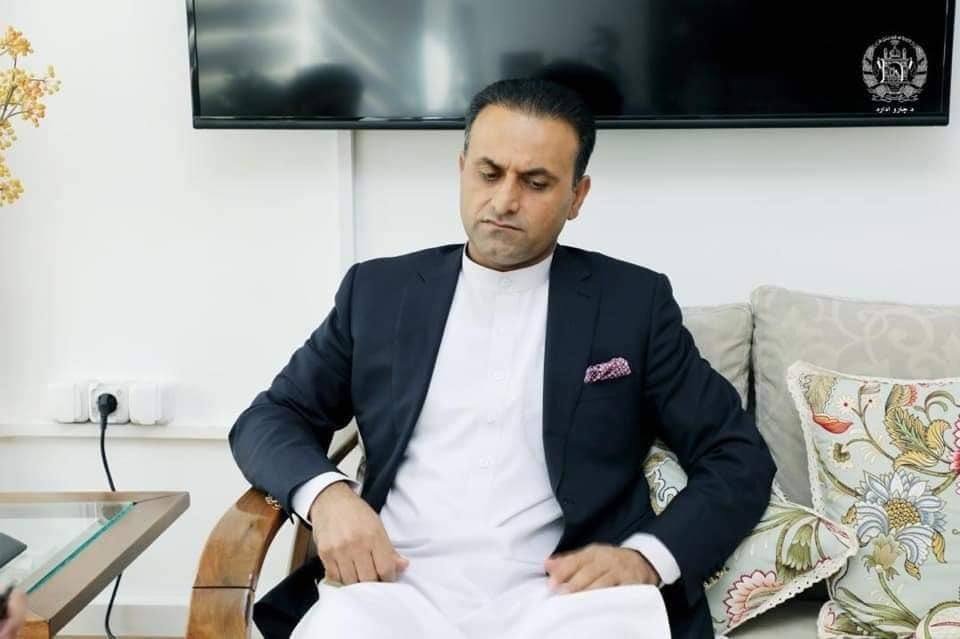 ArianaNews_'s tweet photo. Shaida Mohammed Abdali, has been appointed as Afghanistan's ambassador to Japan; Tahir Qadiri as ambassador to Poland and Farid Mamundzay as ambassador to India, sources from the Ministry of Foreign Affairs confirmed.
#News #Afghanistan #Poland #India #Japan #MoFA #embassadors https://t.co/FToB0v8wL2
