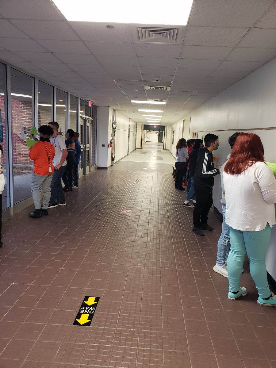 SwainTrain10's tweet photo. Sometimes you just need out of the classroom. Poetry scavenger hunt day! #lovemyjob #KeepLaPorteStrong #LPJALLIN https://t.co/o2hzitsiOF