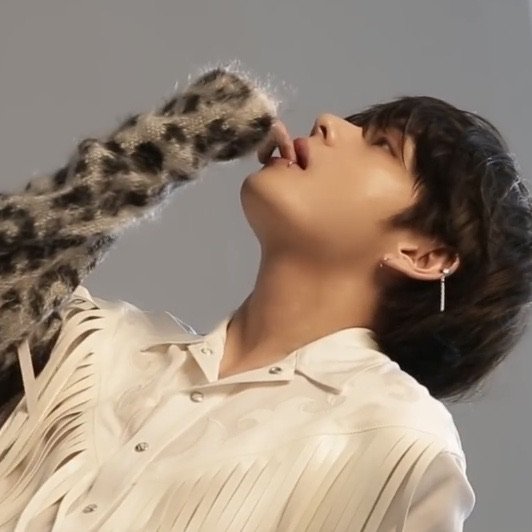 taejinthinker's tweet photo. hot as hell https://t.co/fYPUQZPmok