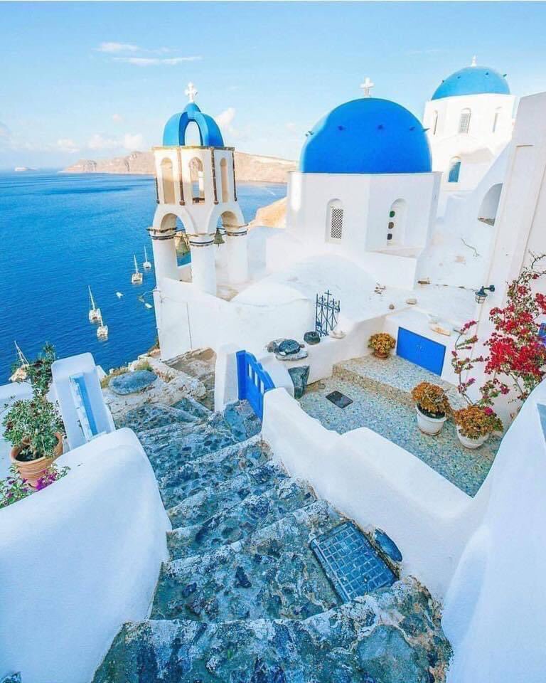 Travelito24's tweet photo. The Beauty of Santorini, Greece 🇬🇷💙 https://t.co/gIxSqpRKm7