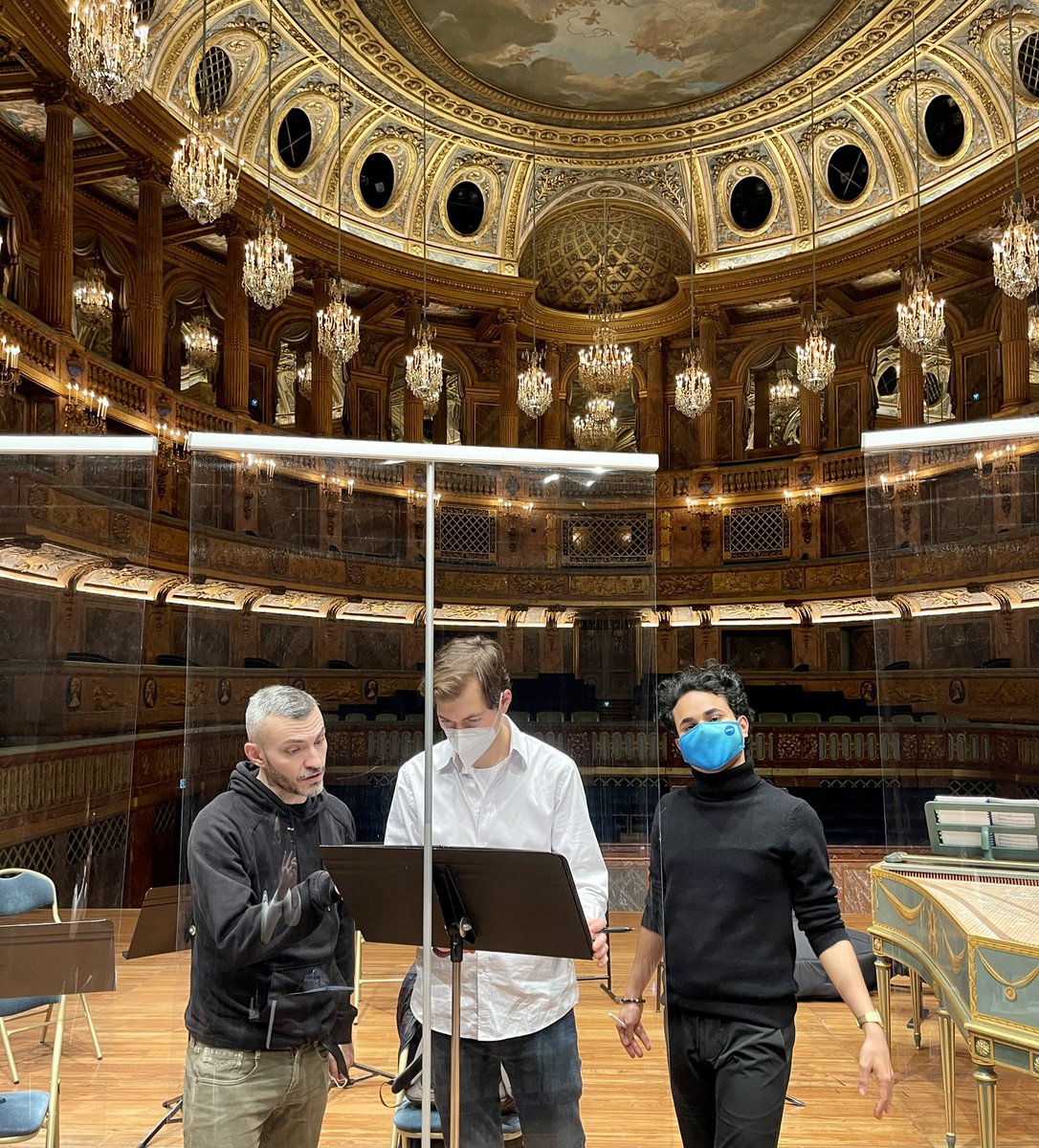 jccassagnes's tweet photo. Who are coming this week @CVSpectacles @OperaRoyal ??😎
Not one, not two but #3Countertenors
Next recording of #OrchestreOperaRoyal 📀
Samuel Mariño Valer Barna-Sabadus Filippo Mineccia!! https://t.co/00EaMybdTR