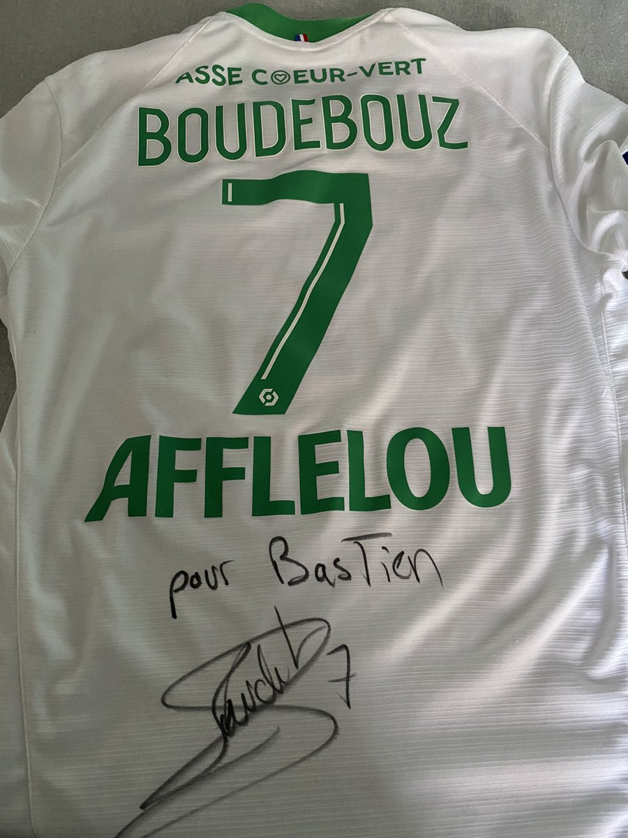 LeSebMHSC's tweet image. Enfin reçu ! Encore un grand merci à @MohamedTERParis ! 🙏