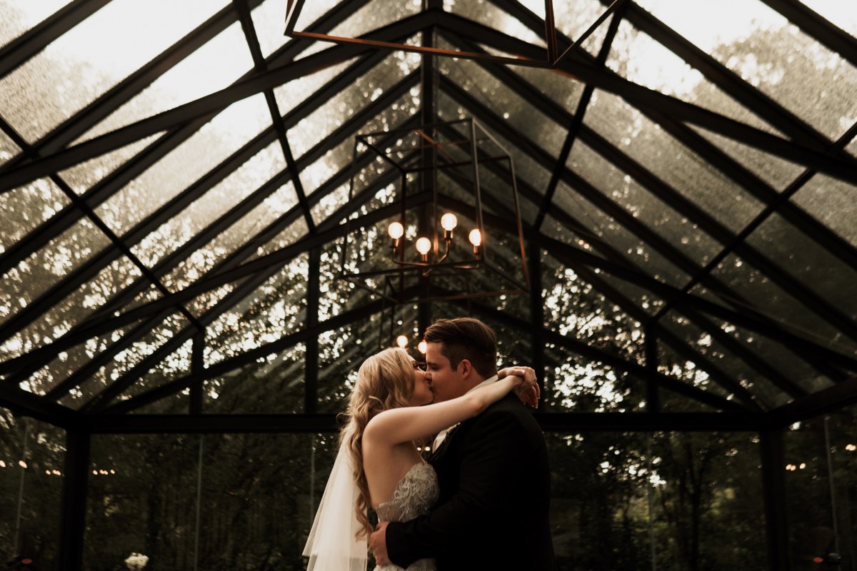 Bruné &amp; Lorraine's beautiful wedding day coming to our blog this week. <a href="/inimitable_wv/">Inimitable</a>
⠀
#dancingwolfproductions #inimitable #capetownweddingphotographer #johannesburgwedding #gardenroutephotographer #gardenrouteweddings #westerncapeweddings #southafricanweddings