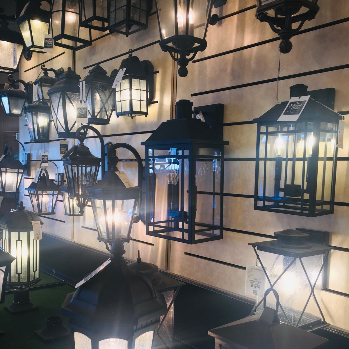 DesignCenterCMS's tweet image. Looking for an easy curb appeal update? Outdoor lighting is a perfect solution! Find these &amp;amp; more at the Design Center.