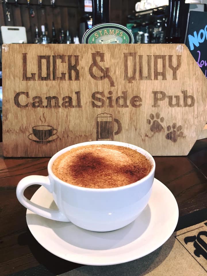 Here's something to brighten up your Monday... It's international Irish coffee day! Sadly we can't take advantage of this in the pub, but why not join in at home?! ☕️🤣
#lockandquaybootle #destinationbootle