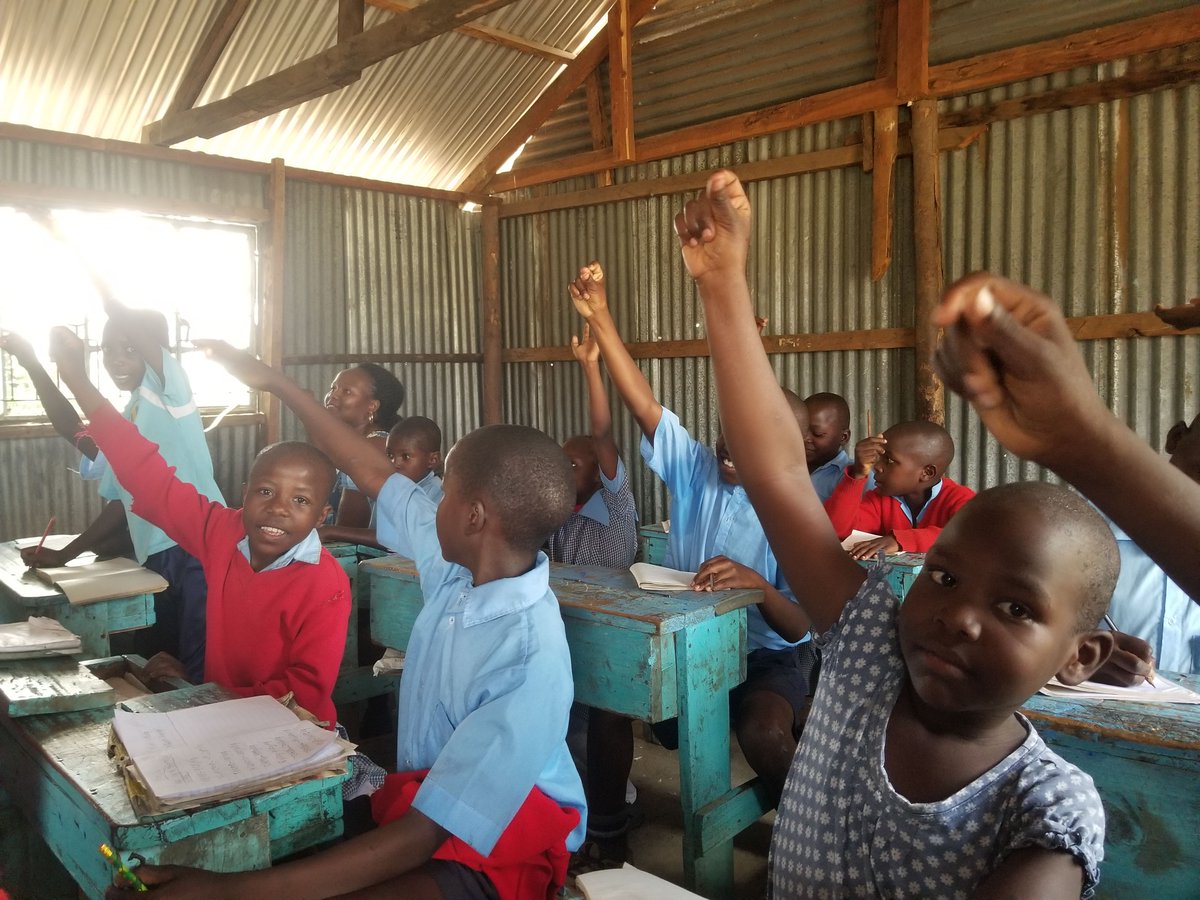 MelanieShedd's tweet photo. @TBrantingham @PrincipiaSchool #Chapel spoke today about lessons he learned at #PetalsofAfrica school about the need for and value in #forgiveness and #redemption. His legacy at Principia is creating an environment where everyone feels valued, safe & included. #Prinprogress https://t.co/cTbc4x6plL
