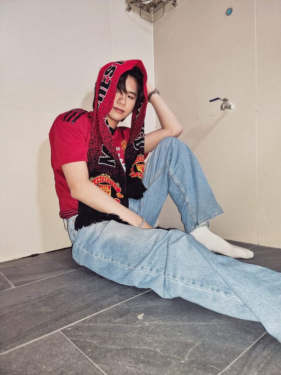 2wish_LATAM's tweet photo. 🔹Plan ❤�� Manchester |  Instagram, Weibo, FB, Twiiter

Nuestro niño ha demostrado su gran pasión en todas sus redes sociales 😻
#คนของแปลน 
#PlanRathavit https://t.co/DpMIL8H92t