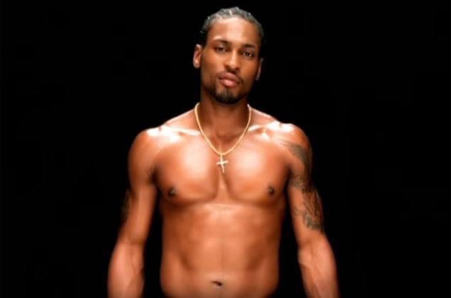 elmusicfeelings's tweet photo. #MFstory Il y a 21ans, #Dangelo proposait un monument de la musique  contemporaine. "Voodoo". 
Un projet soul, sensuel, intelligent et parfaitement réalisé.
Il a été listé parmi les meilleurs albums du 21e siècle. #Untitled et #SenditOn sont mes favorites. Et les votres ?! https://t.co/DaY8wzogrm