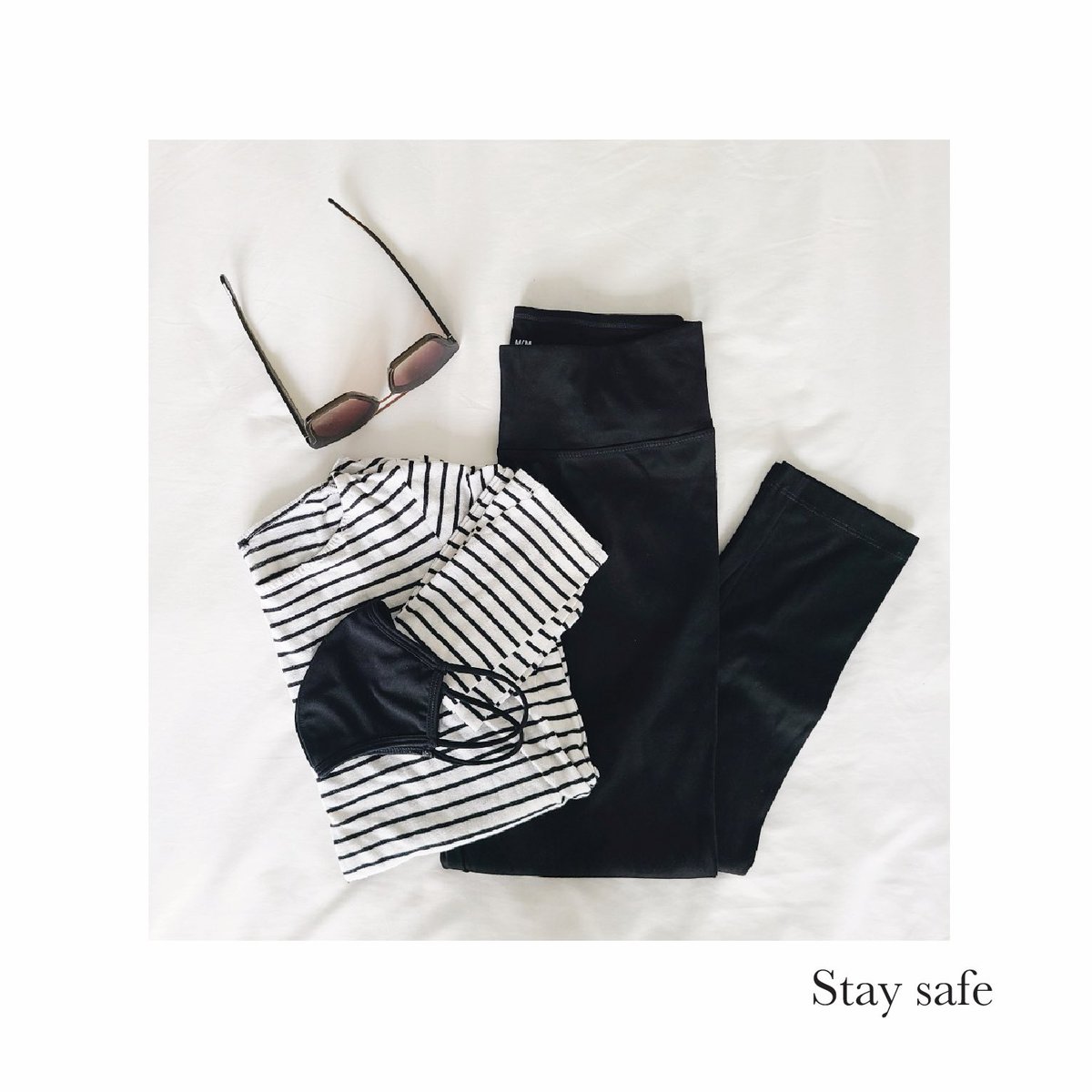 silkshosiery's tweet photo. Suede leggings and masks is our go to look. Remember to stay safe! Available @hudsonsbay 
#Silks #Suede #Leggings #TheBay #HudsonsBay #Dressup #women #everydaylegs #SilksHosiery #legwear #wardrobeessentials #hosierymusthaves #canadianbrand designed by #canadiandesigners #shop https://t.co/5qtHzGrZhr
