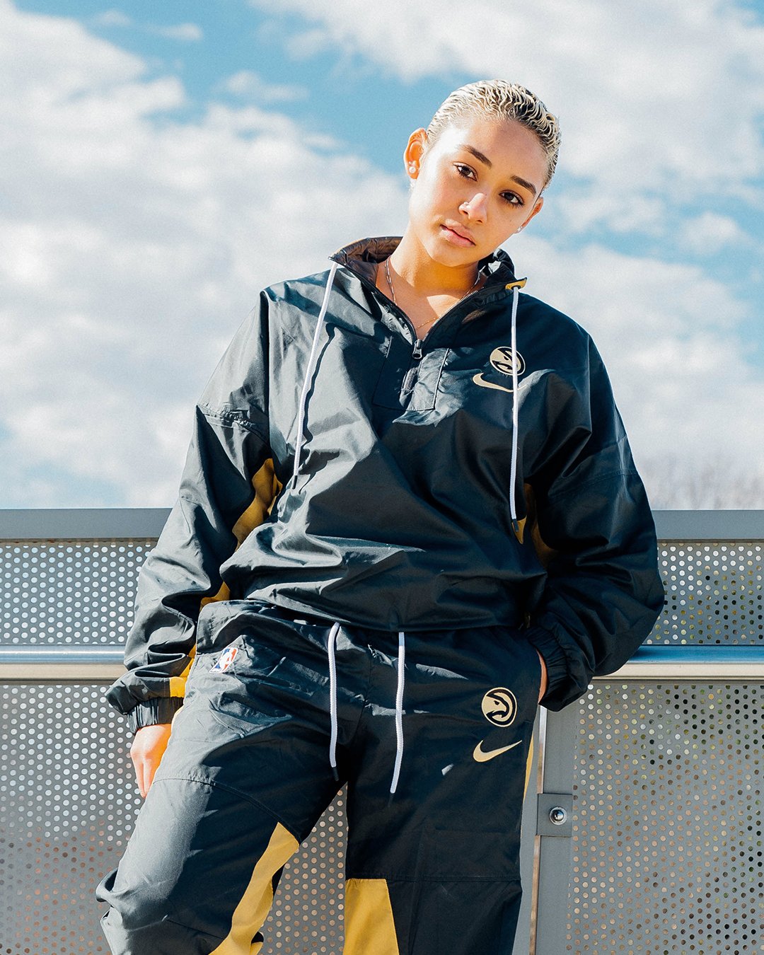 Atlanta hawks best sale tracksuit