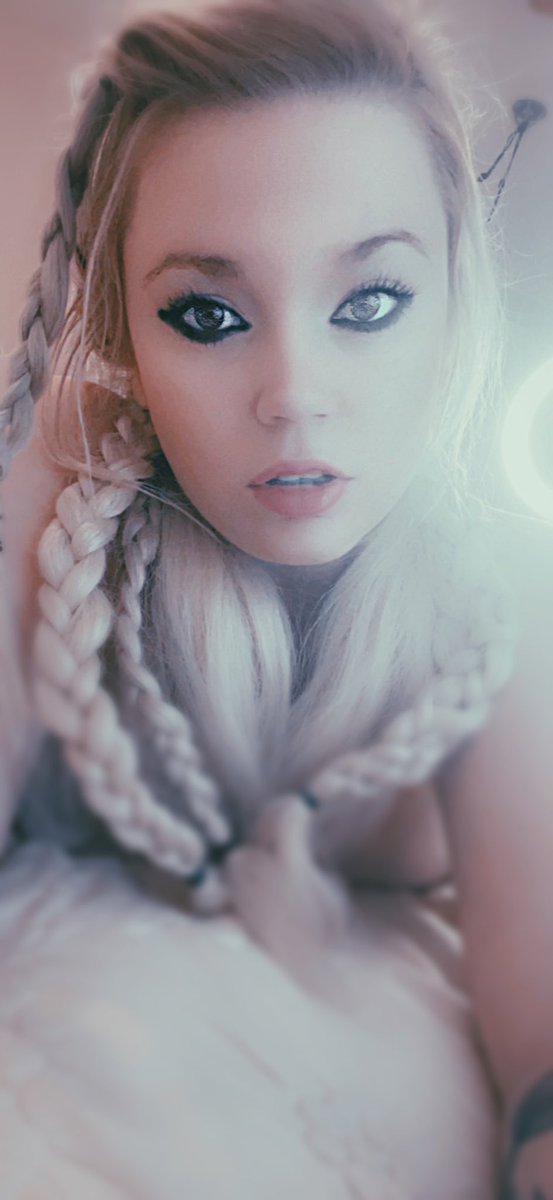 LadyStellaMoon's tweet photo. π€π€ #AdultWork #adventure #amateur #amateurgirl #camgirl #onlyfans #pornhub #phworthy #modelsph #blonde #babe #content @OnlyFans @OnlyFansSpot @OnlyFansPromoRT @CamModelToys @chaturbate @Pornhub @PornhubModels @PornHubParodie @RealityPornKing @PornCamsHD #Gorgeous #beauty https://t.co/OZ5sx5Q1S5