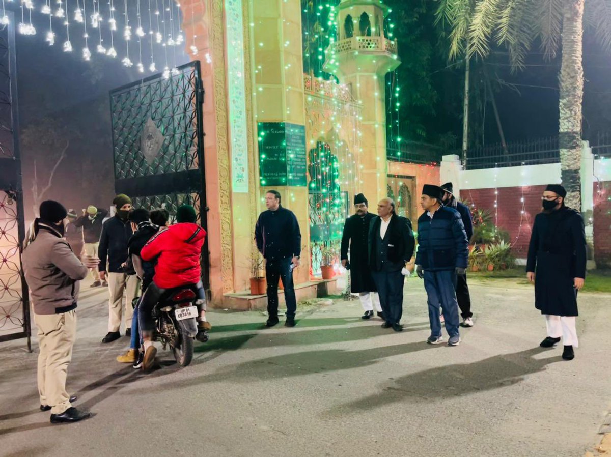 AmuProctor1's tweet photo. Greetings to all on the eve of Republic Day
Proctor along with his team beefed up campus security measures in amid winter chill and foggy conditions .We the Indian.....
celebrating 72nd Republic Day on January 26 this year, honouring the historic date .... Jai Hind https://t.co/W65lNmIGiS