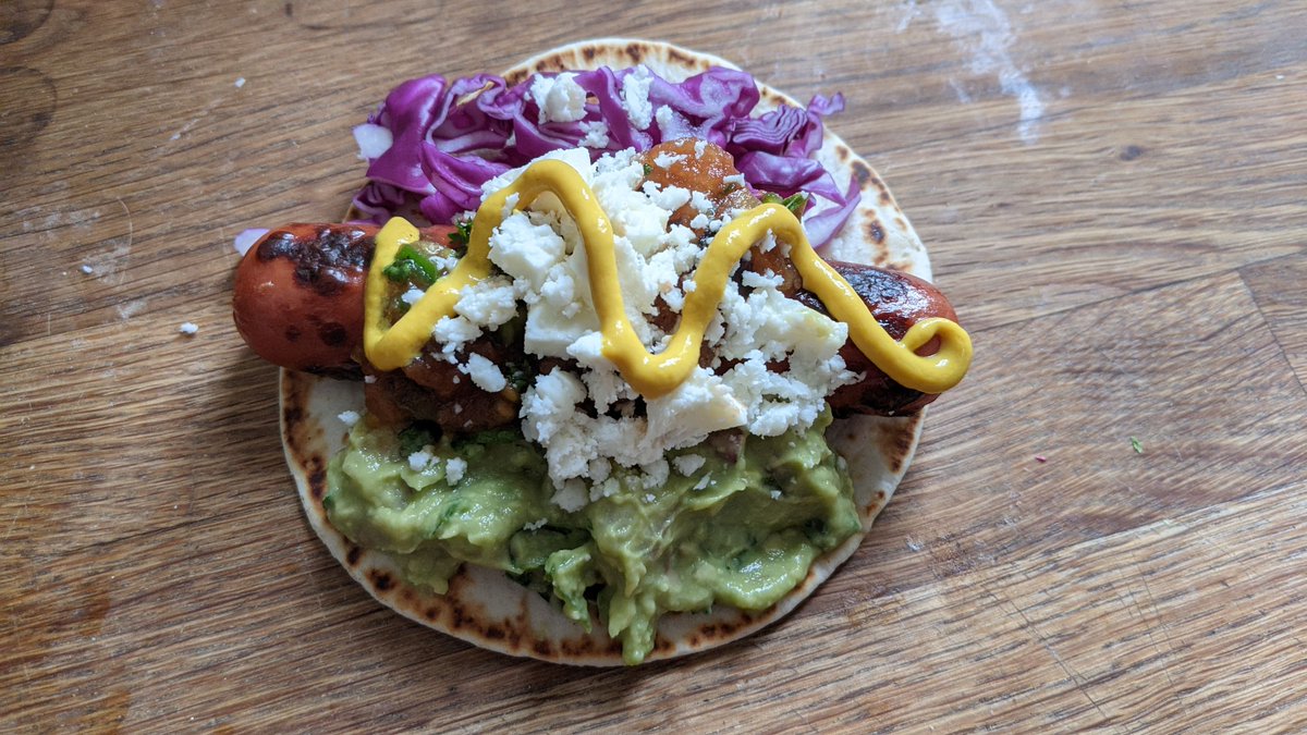 Mixtas, or Guatemalan hot dogs, frequently sold by street vendors at soccer games. #mixtas #hotdog #streetfood #foodblog #dinnerbydennis

dinnerbydennis.com/mixtas/