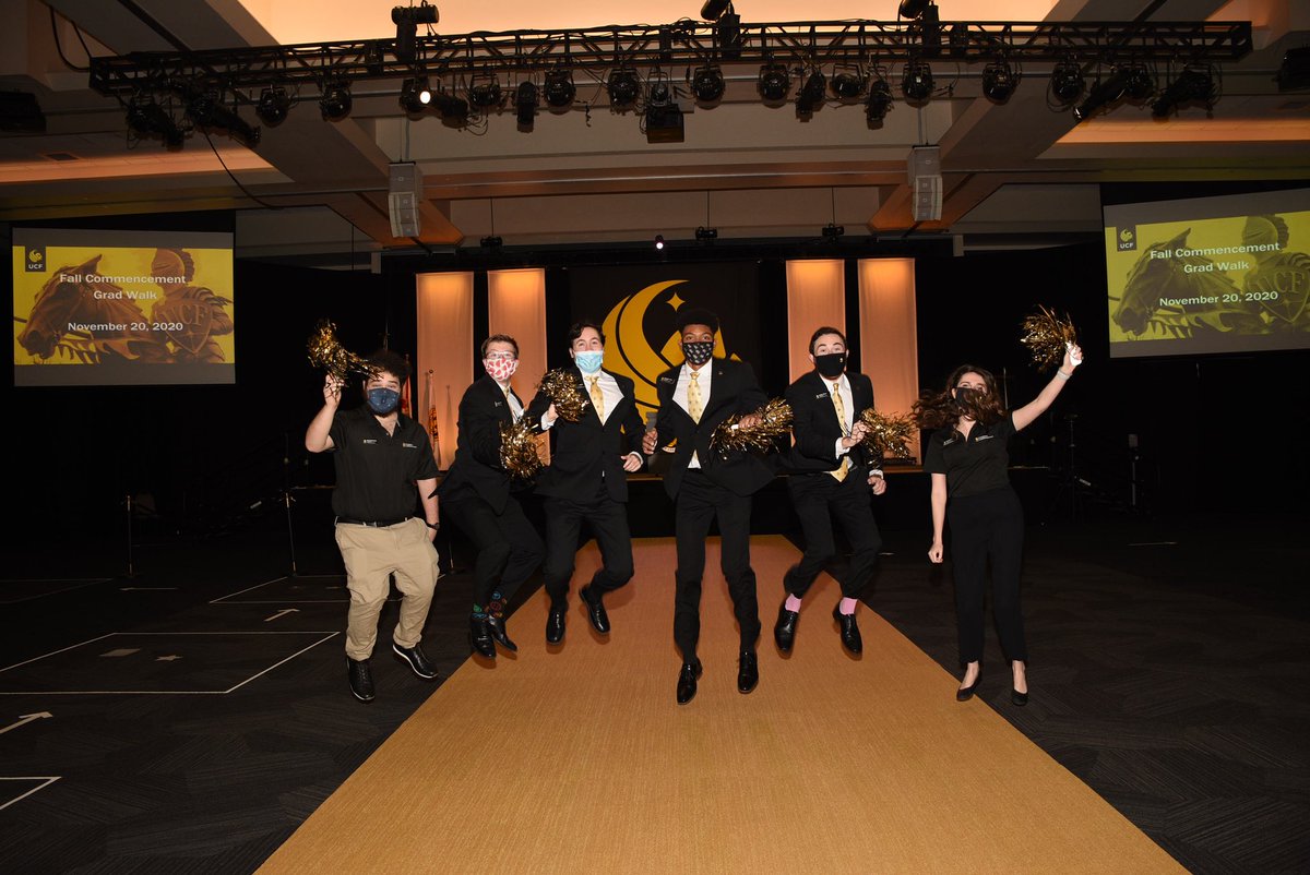 Applications are open! If you are interested in being a part of the 2021-2022 President’s Leadership Council, please visit our website or refer to the following link for events and resources⚡️🔛
linktr.ee/plcrecruitment…