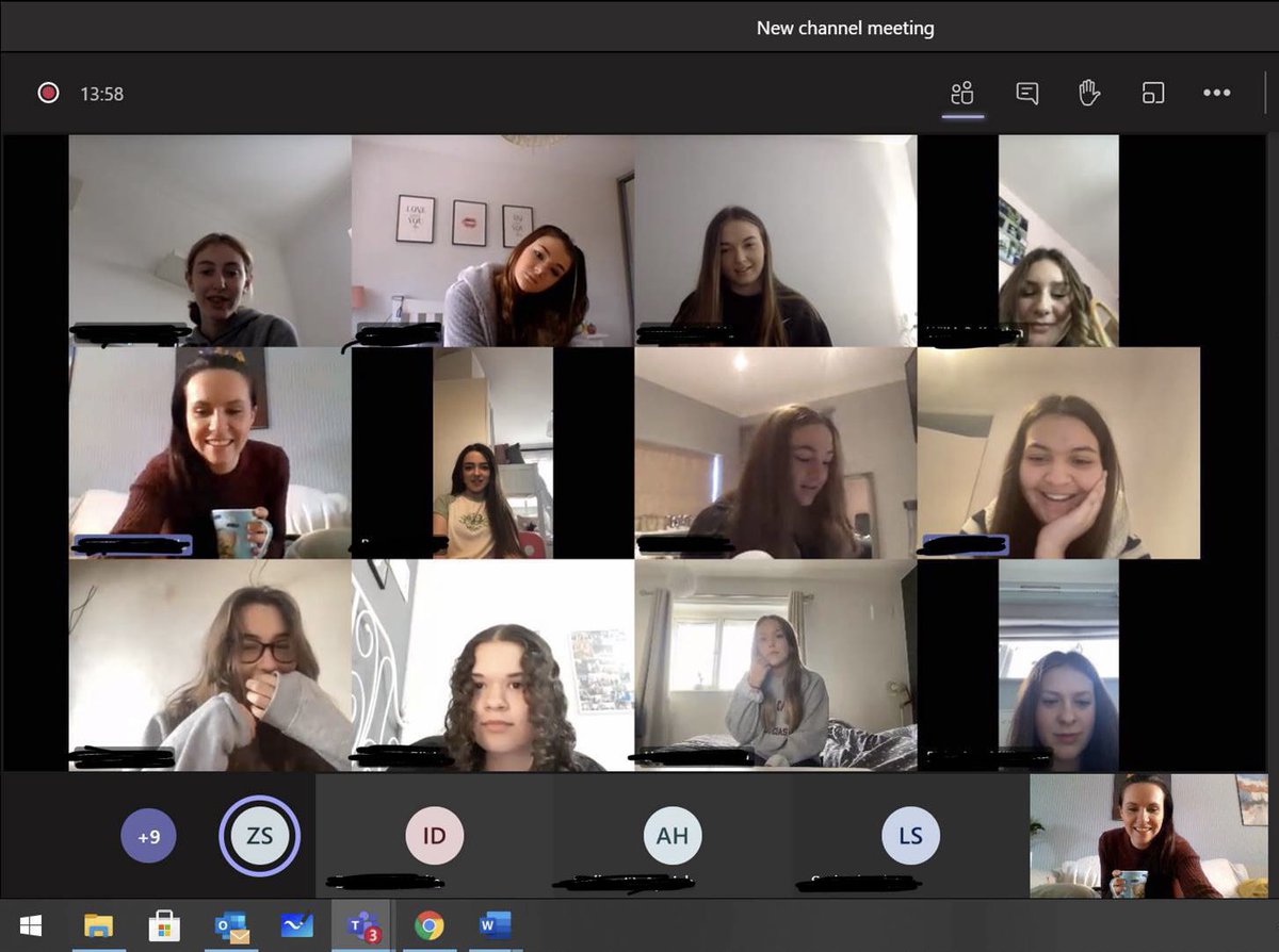 MissStockdale11's tweet image. Absolutely loved catching up with some of the @burtonborough Year 10 Netballers at Tea and Talk this afternoon. It’s genuinely one of the highlights of my week! Hope you enjoyed a quick catch up too! #missingnetball #netballfamily #bbsnetball