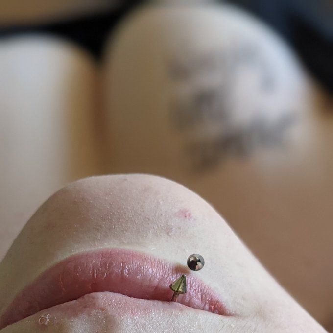 Wrote a secret message for you. 😉 https://t.co/RNws8nNcgy  #fineartboudoir #naturallightphotography #beauty<a href="/tag/fineartboudoir"class="tags">#fineartboudoir</a><a href="/tag/photoshoot"class="tags"><span>#photoshoot</span></a><a href="/tag/beauty"class="tags"><span>#beauty</span></a><a href="/tag/photography"class="tags"><span>#photography</span></a><a href="/tag/glamour"class="tags"><span>#glamour</span></a><a href="/tag/boudoir"class="tags"><span>#boudoir</span></a>