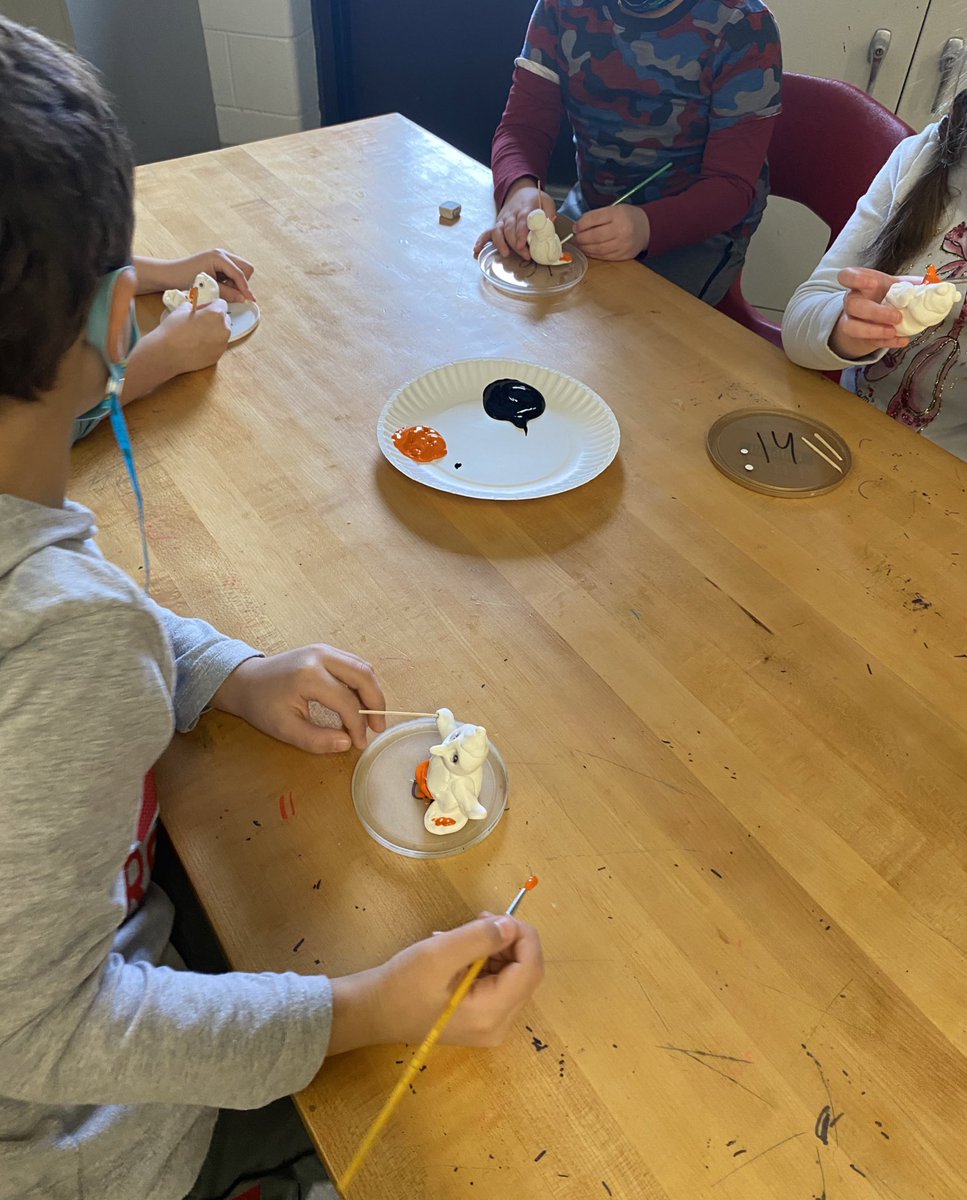 Anna Bitzinger (@annabitzinger) on Twitter photo First grade artists sculpted penguins last week using Model Magic clay. We pinched, rolled and pressed the clay to change its form. How great are these?! <a href="/PleasantLakeEl/">Pleasant Lake Elementary</a> <a href="/WalledLkSchools/">Walled Lake Schools</a> First grade artists sculpted penguins last week using Model Magic clay. We pinched, rolled and pressed the clay to change its form. How great are these?! <a href="/PleasantLakeEl/">Pleasant Lake Elementary</a> <a href="/WalledLkSchools/">Walled Lake Schools</a>