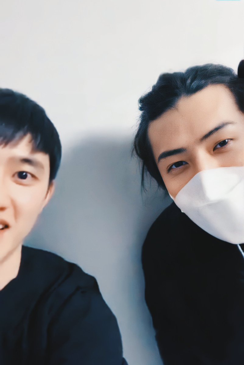 oohsehun9015's tweet photo. HD VLIVE DO KYUNGSOO

makin gumush mas uconya Eri!!!
bisa"nya Sehun tiba" muncul gmn ga teriak" lagi gua, mana masuk" langsung mainin rambut pula

SAVE? RT YAA
Bakal nambah, pantengin aja https://t.co/ZwXLnEBXXe