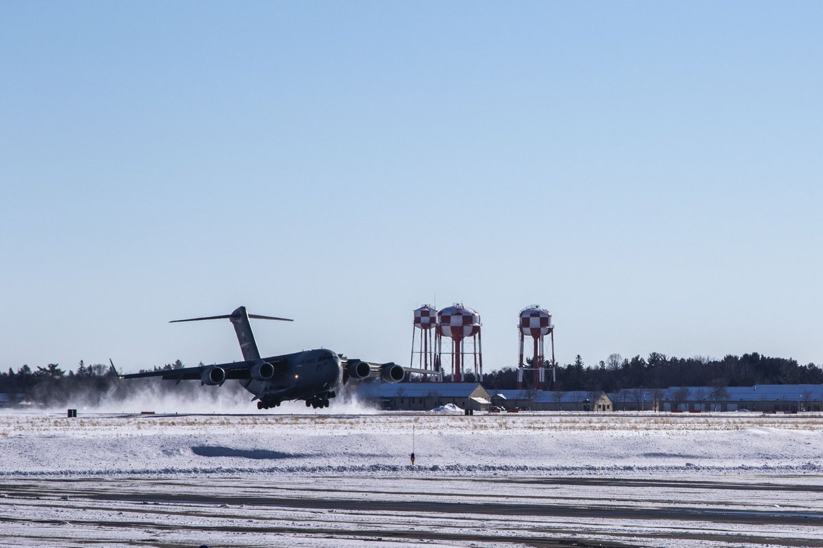 Kentucky Air National Airmen are on the ground at Camp Ripley, Minnesota conducting winter training to build confidence working in the #snow and cold weather. Stay warm 123rd Contingency Response Group! @usairforce @kentuckyguard https://t.co/V4IjX5M8ek