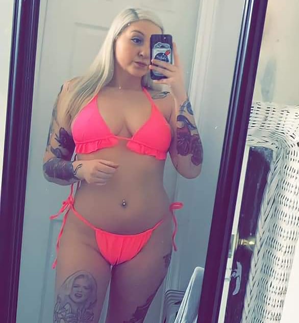 come see why I’m in the top 1.9% 🥵🥵

linktr.ee/kayladelrae

pierced 🐱💎

daily content