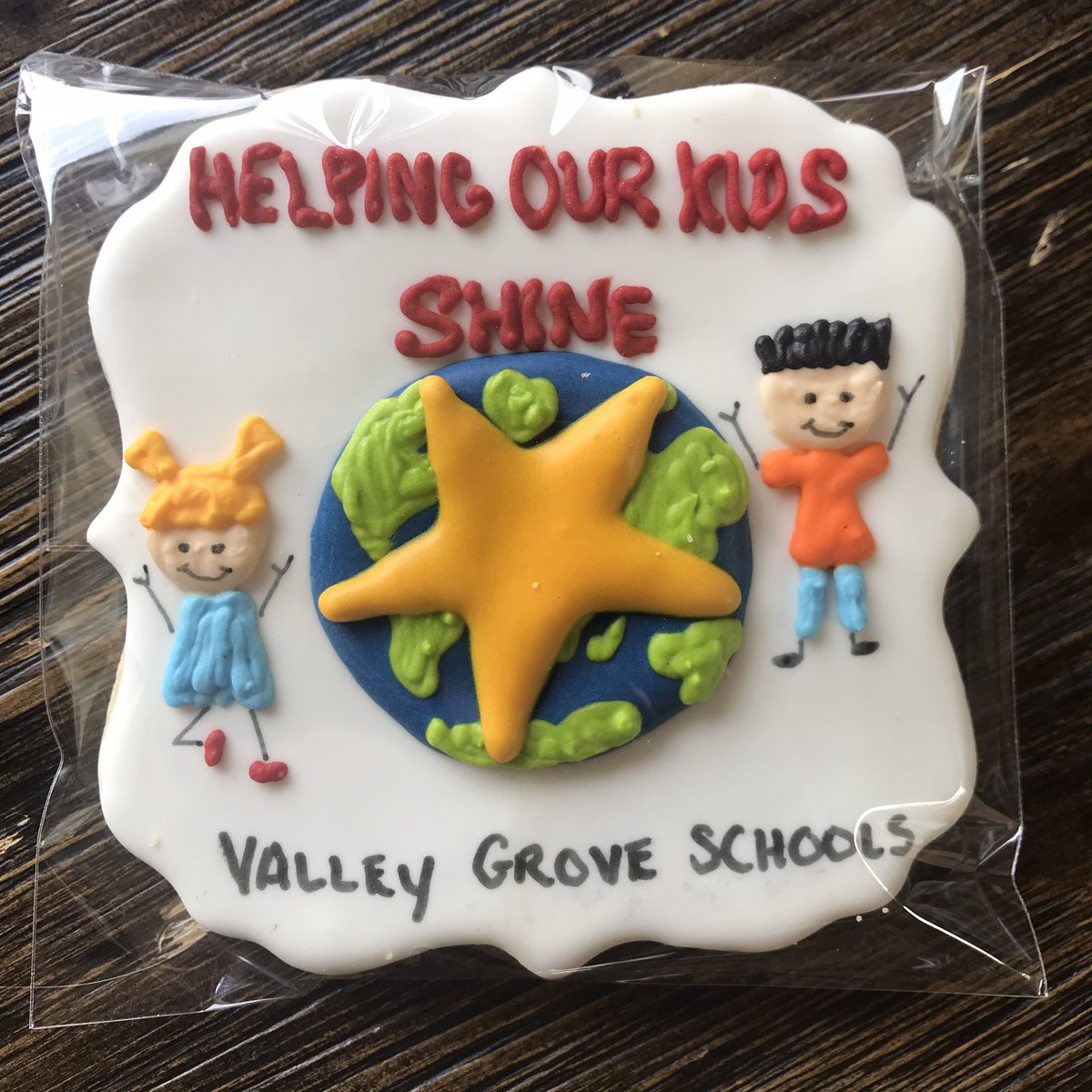 Holly Smith (@tng_valleygrove) on Twitter photo January is School Board Appreciation Month. Thank you to all the board members for everything you do for the schools and community. We hope you enjoy your special treat! <a href="/ValleyGroveSD/">Valley Grove School District</a> <a href="/JoTNGRocks/">TNGTeamRaybuck</a> <a href="/TNG_Corporate/">The Nutrition Group</a> January is School Board Appreciation Month. Thank you to all the board members for everything you do for the schools and community. We hope you enjoy your special treat! <a href="/ValleyGroveSD/">Valley Grove School District</a> <a href="/JoTNGRocks/">TNGTeamRaybuck</a> <a href="/TNG_Corporate/">The Nutrition Group</a>
