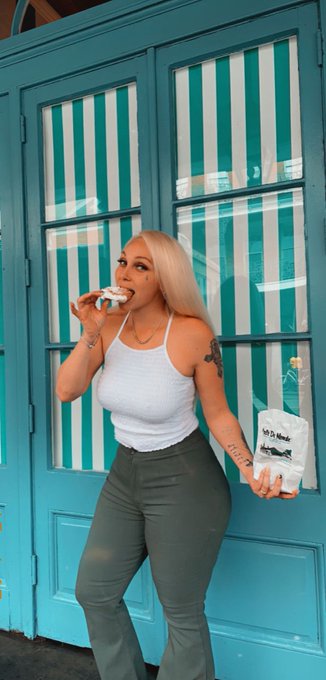 Cafe’ Du Monde! ? https://t.co/JmmWmIOMGg