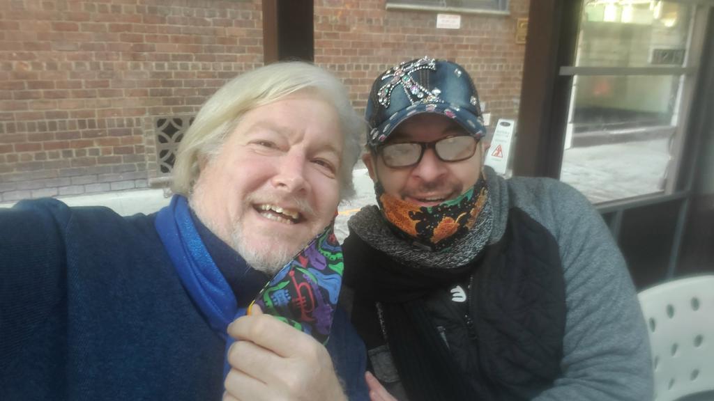 This guy....
Got to see my dear dear friend
@ike_Avelli
Yesterday at brunch for @wendystuart 's birthday. Oh, there was laughter. Love you Ike
#goodfriends #sundaybrunch #lifeoftym
@tymmoss https://t.co/JVdvXRt4Ft