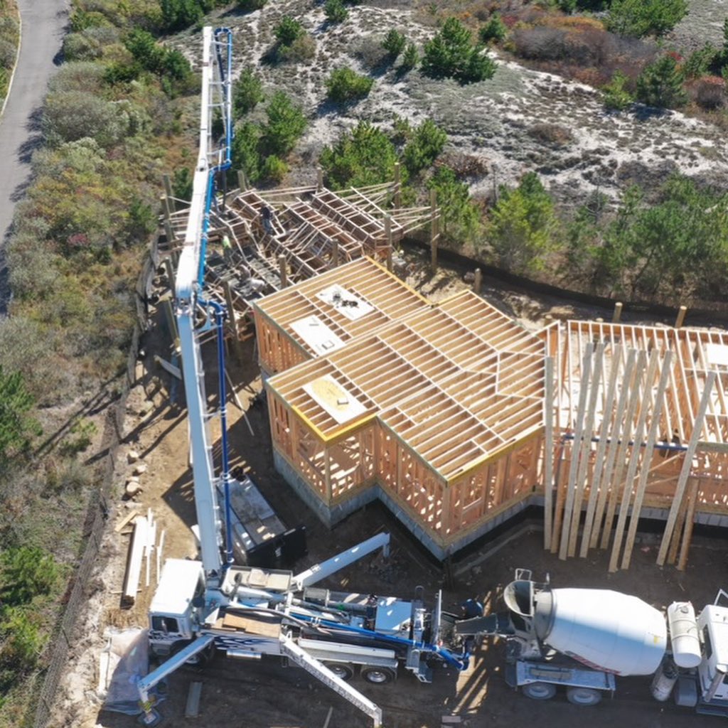 cihinc's tweet photo. Just a little pool... on grade beams....on piles! #cih #longislandrealtors #tristatearea #architecture #longislandarchitecture #summerhomes #remodel #whatshamptoning #customislandhomes #HamptonsRealEstate #Longislandrealestate #NYRealestate #dreamhouse #Housegoals #Luxury #Luxury https://t.co/7d1KumAIpR