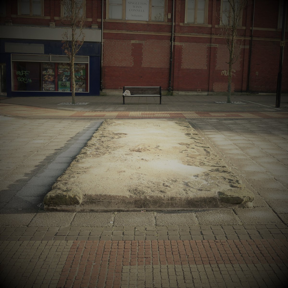 A bench, a bag, and a wall  @EHHadriansWall /3