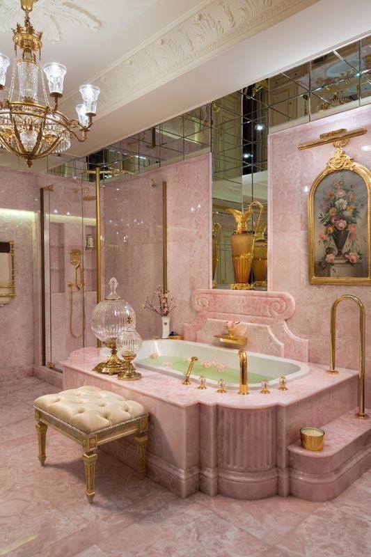 thatcoolfashion's tweet image. pink bathrooms💗