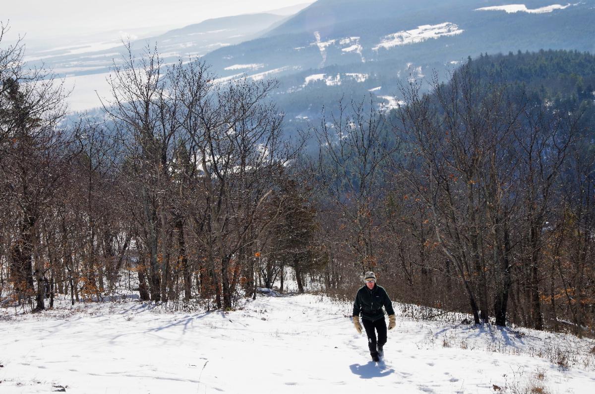 ChamplainTrails's tweet photo. Hike with Emily, CATS awarded grants https://t.co/skmuzktg0z https://t.co/VSlDL7PnlH