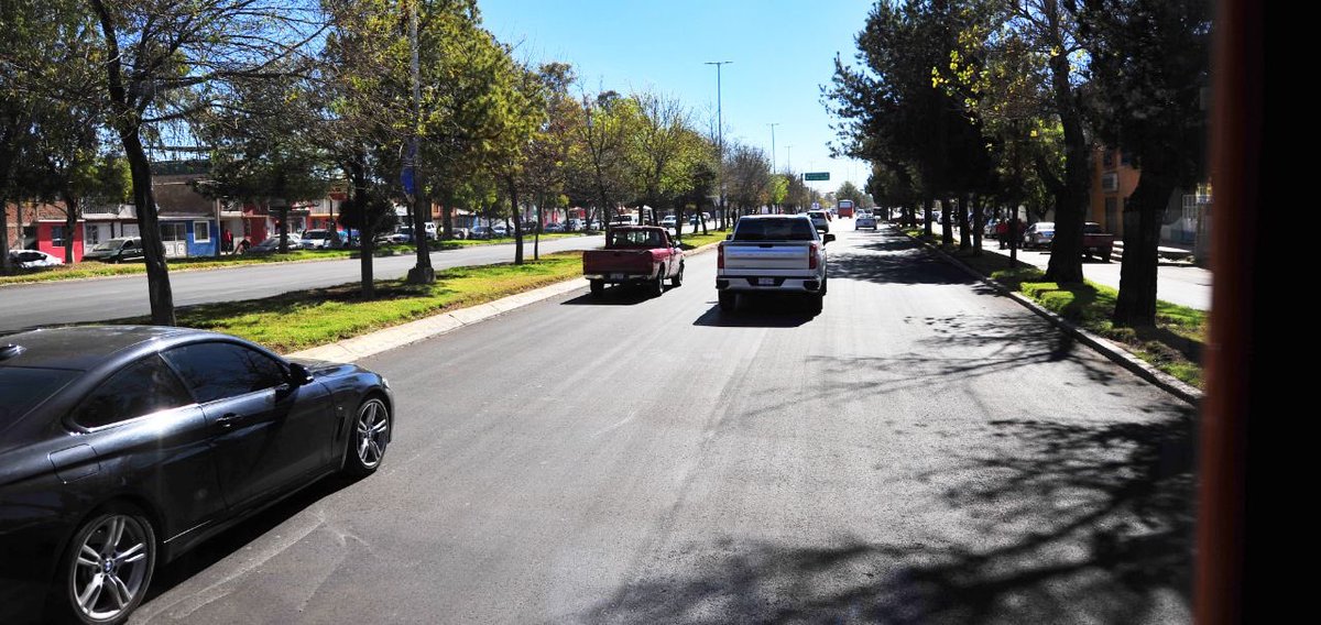 AispuroDurango's tweet photo. Este día en compañía de nuestros amigos de los medios de comunicación, realizamos un recorrido de supervisión por algunas de las obras más importantes que se llevan a cabo en @DurangoCap. 

Muchas gracias por acompañarnos a constatar estos avances.
#ObrasParaVivirMejor https://t.co/CyYjRBEMdf