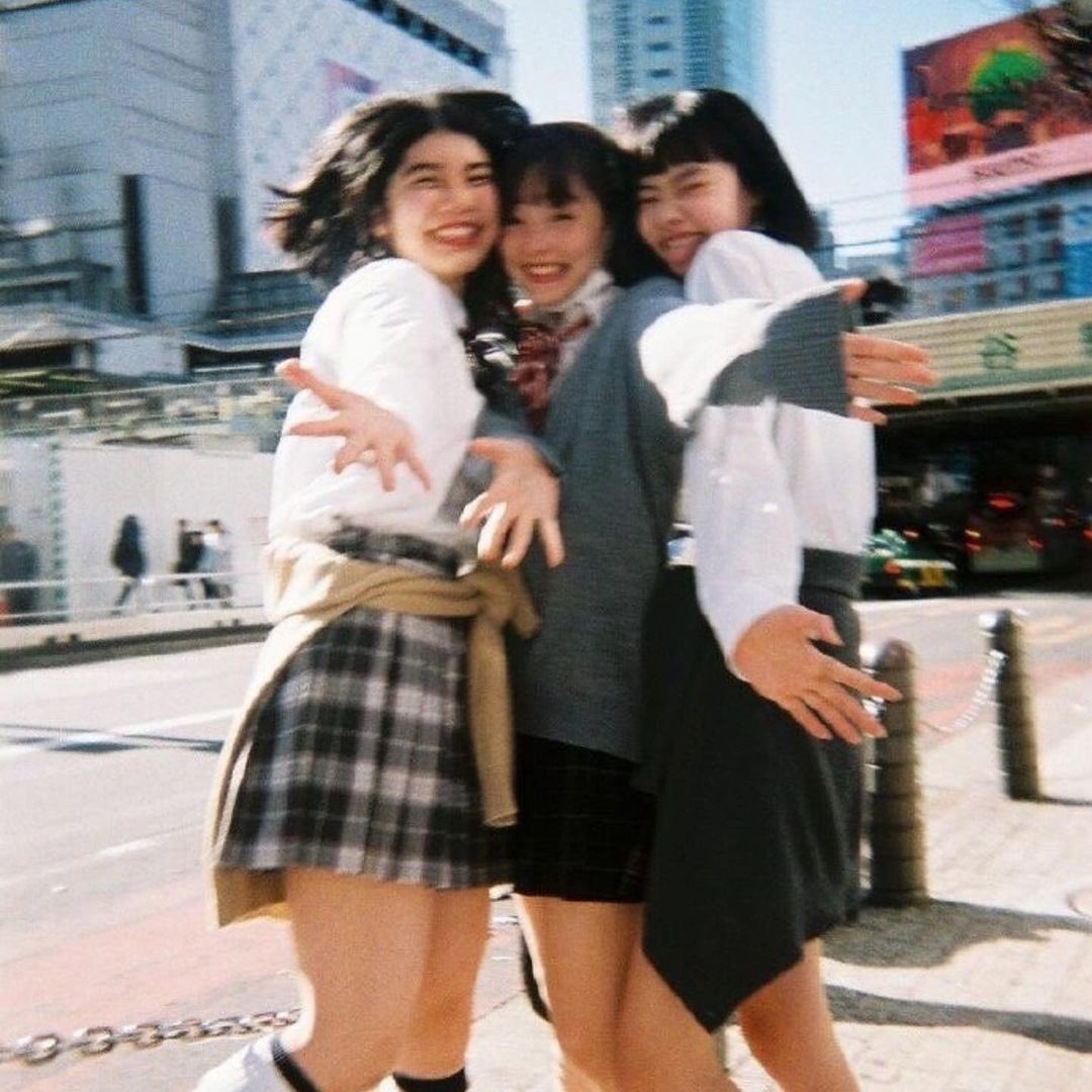 halogenic 🪐 (@hal0genic) on Twitter photo 