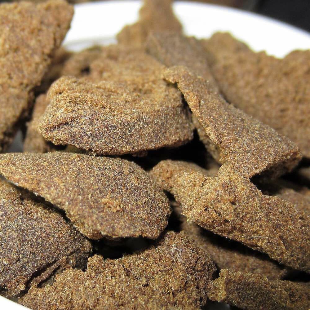 Твердый гашиш. Голландский гаш. Hashish светлый. Гашиш изолятор. Женские иностранные hash.